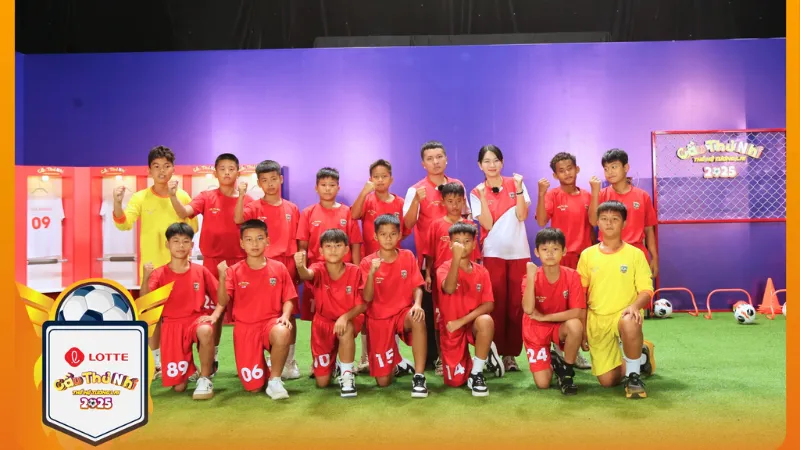 Nhịp độ chuyên môn và chiến thuật nhanh chóng chiếm lĩnh sân cỏ